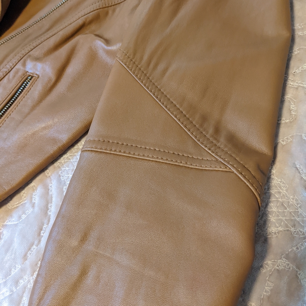 NWOT Karl Lagerfeld Genuine Leather Moto Jacket - Picture 5 of 14